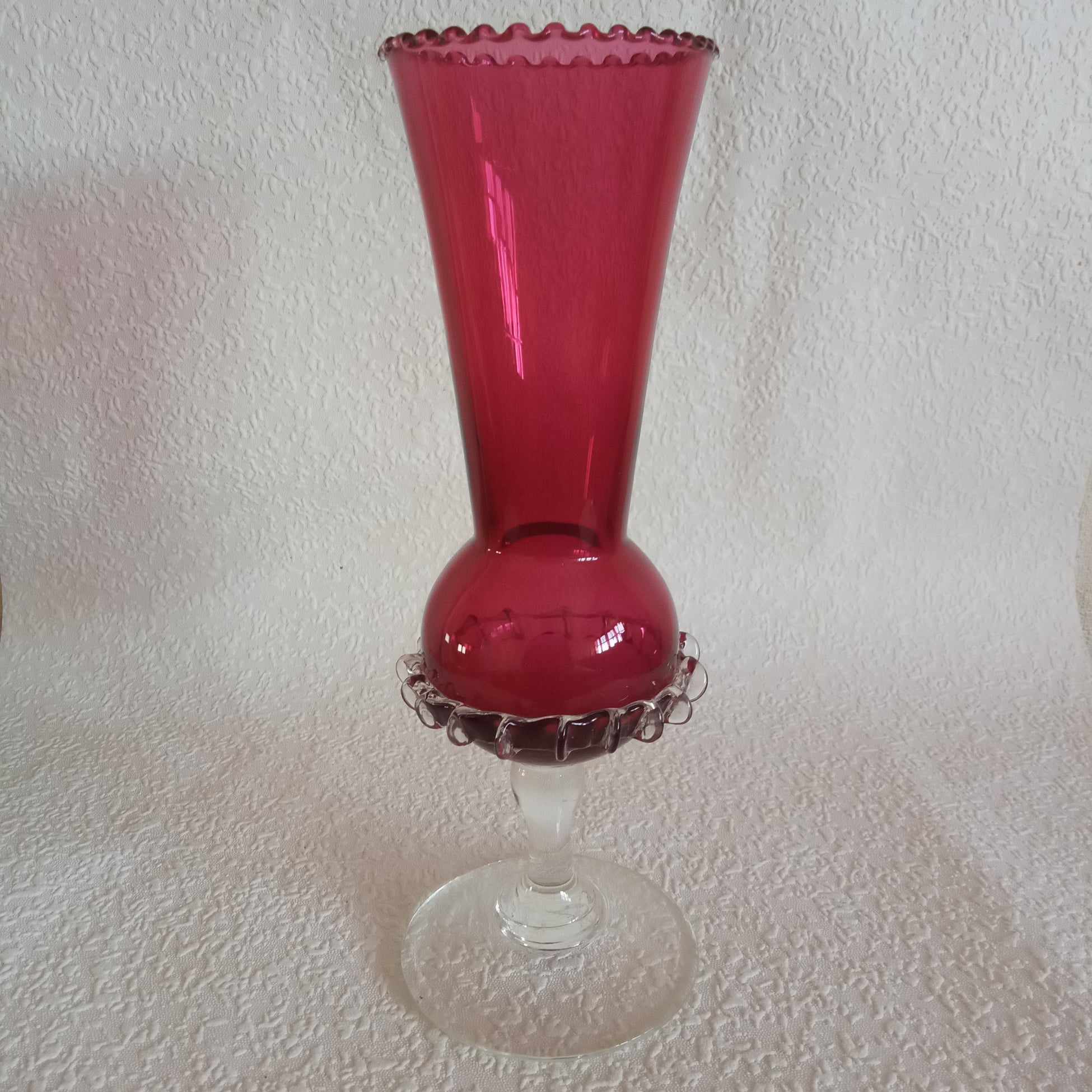 cranberry glass footed vase E.jpg