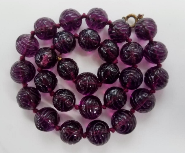 Czech beads purple (640x531).jpg