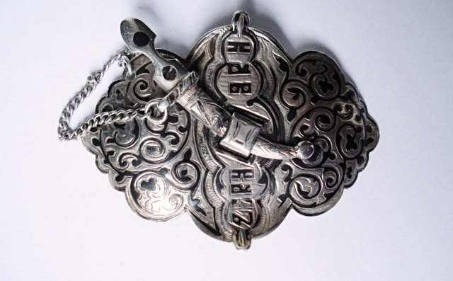 Dagestan niello buckle brooch with kindjal closure 'caucasus'.jpeg