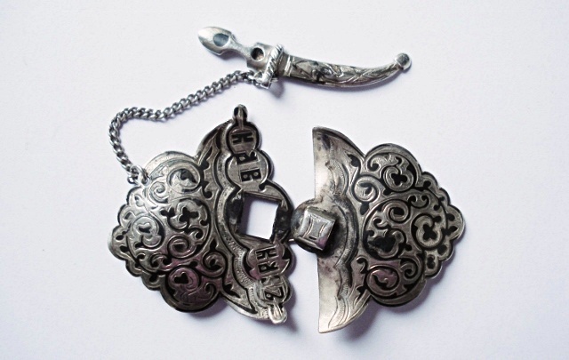 Dagestan niello buckle brooch with kindjal closure 'caucasus'3.jpeg