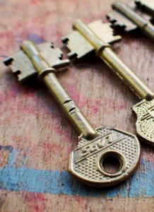 Door-Keys-218x300.jpg