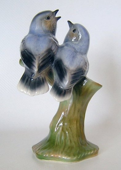 DoubleBlueBirdRedBreastUSACeramicBudVase-d.jpg