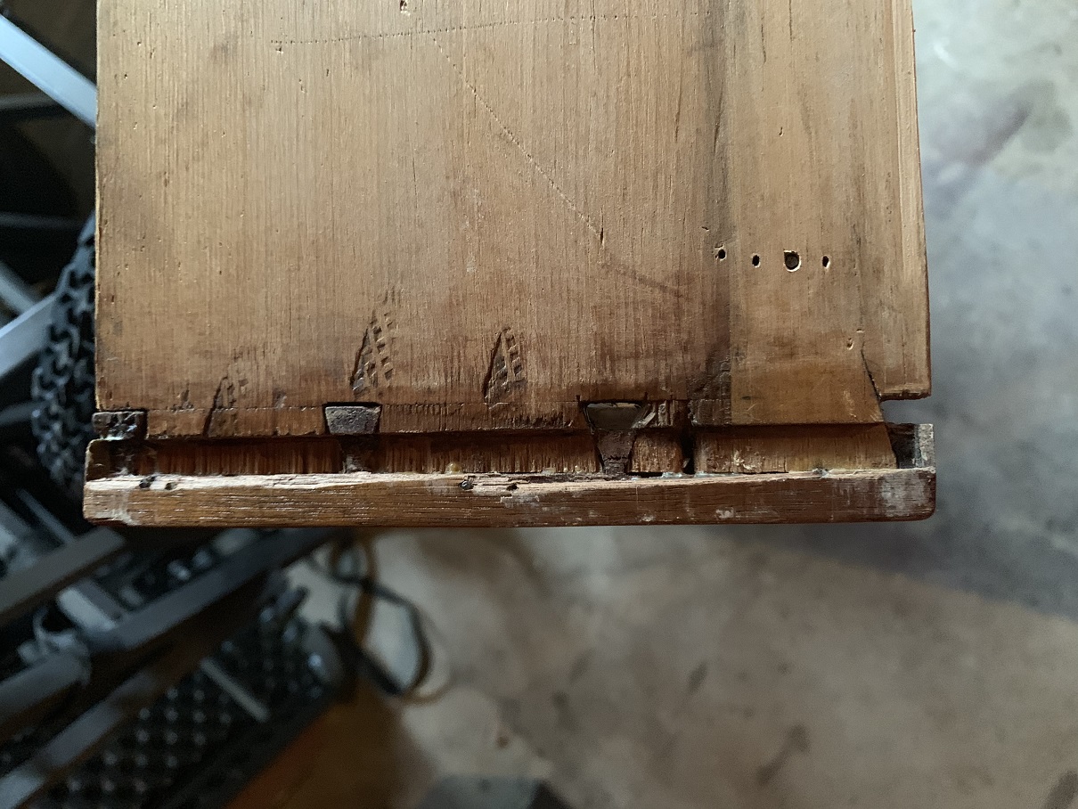 Dovetails2.jpg