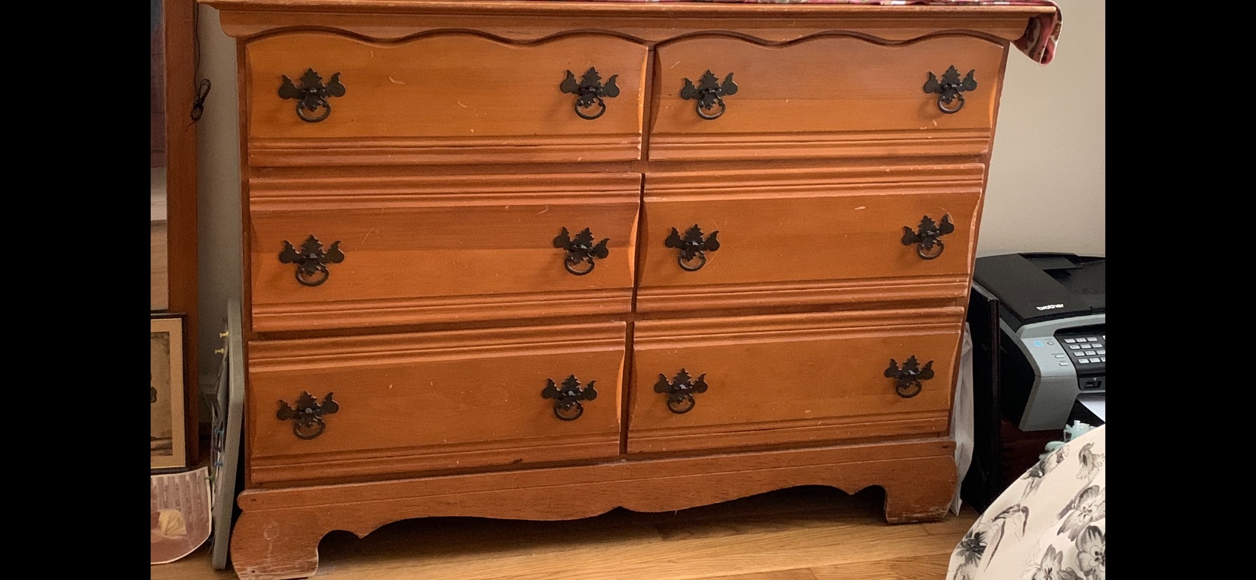 Dresser.jpg