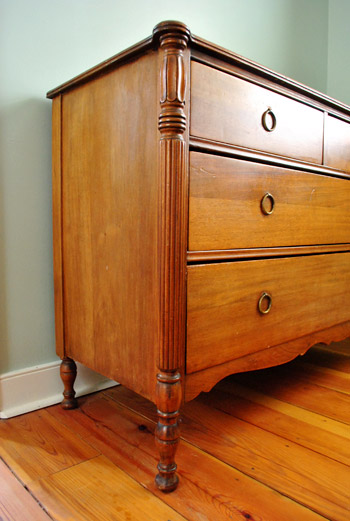 Dresser-New-Close-Leg.jpg