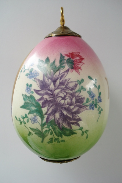 Russian Orthodox porcelain Easter egg. Handpainted or ...