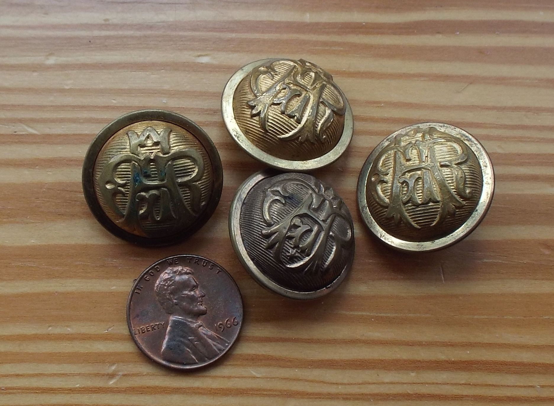Who is/was this? Old buttons AER ERA monogram | Antiques Board