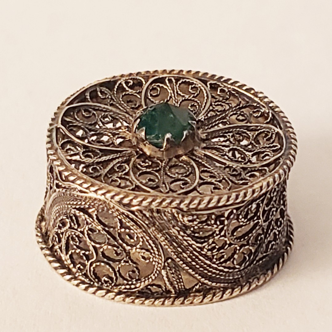 dutch-filigree-box-maybe-1a.jpg