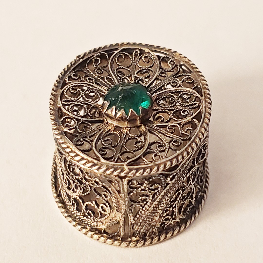 dutch-filigree-box-maybe-2a.jpg