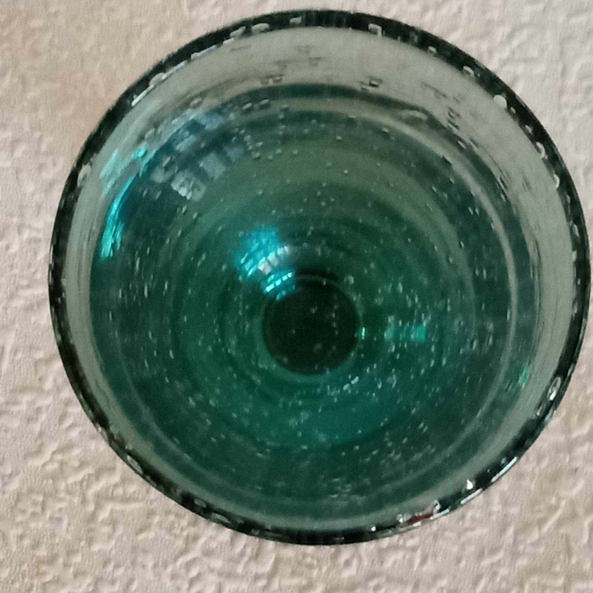 F015 Green bubble glass rummer N.jpg