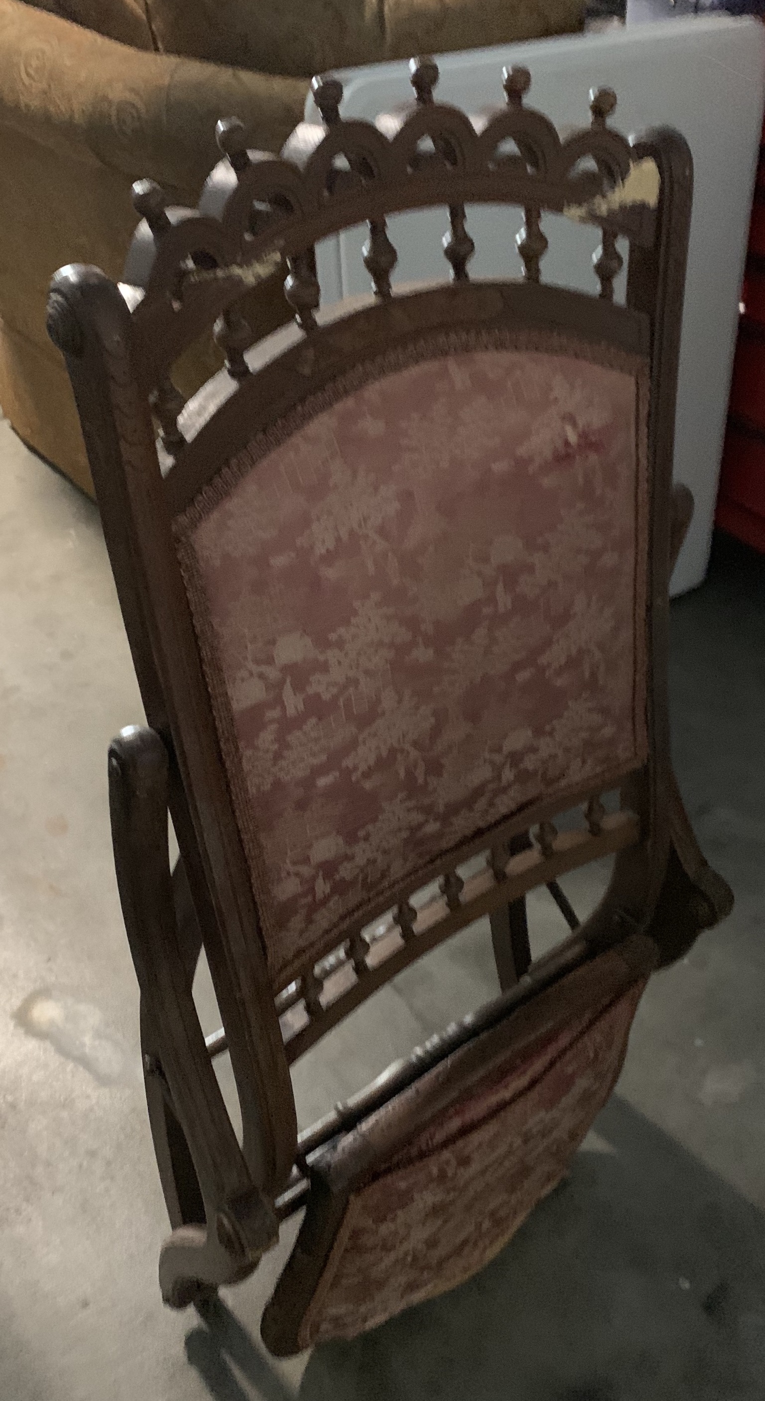 collapsing chair