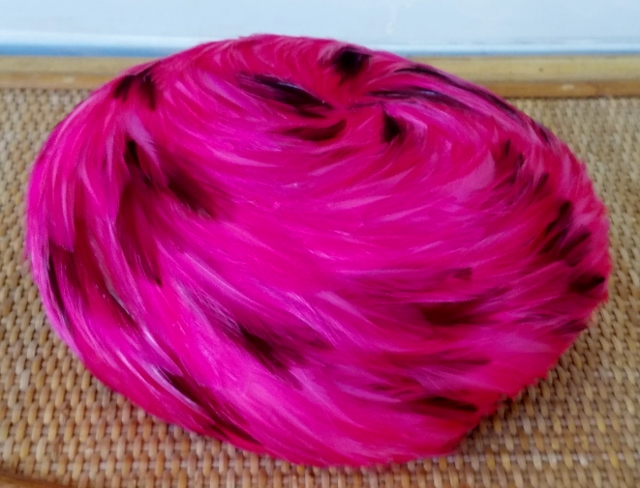 Feather Hat Magenta (640x488).jpg