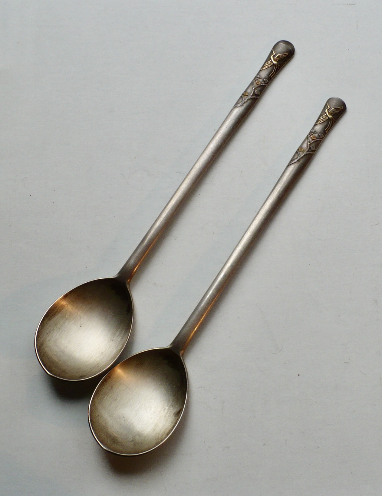 Silver vs Gold spoon 