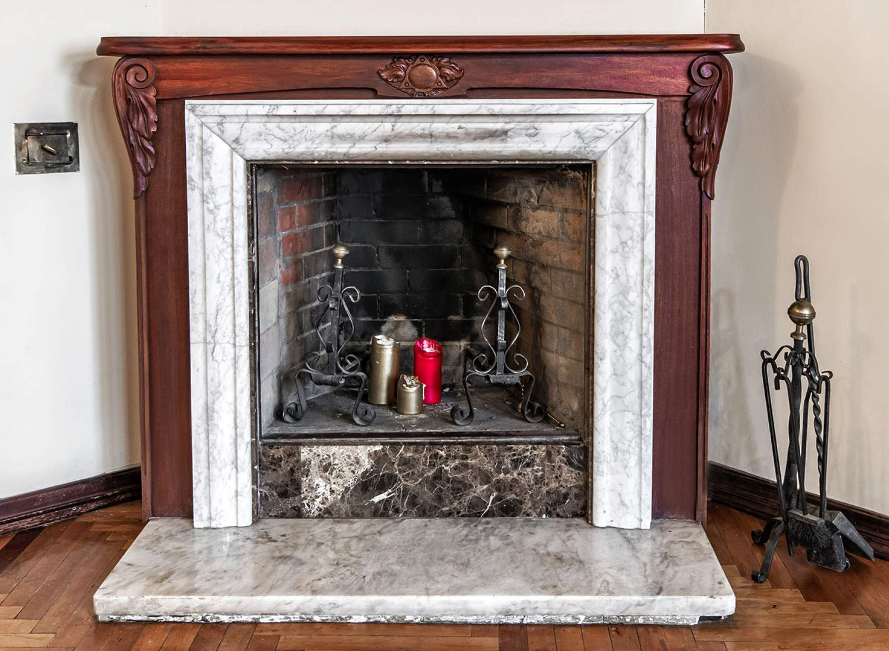 Fireplace.jpg