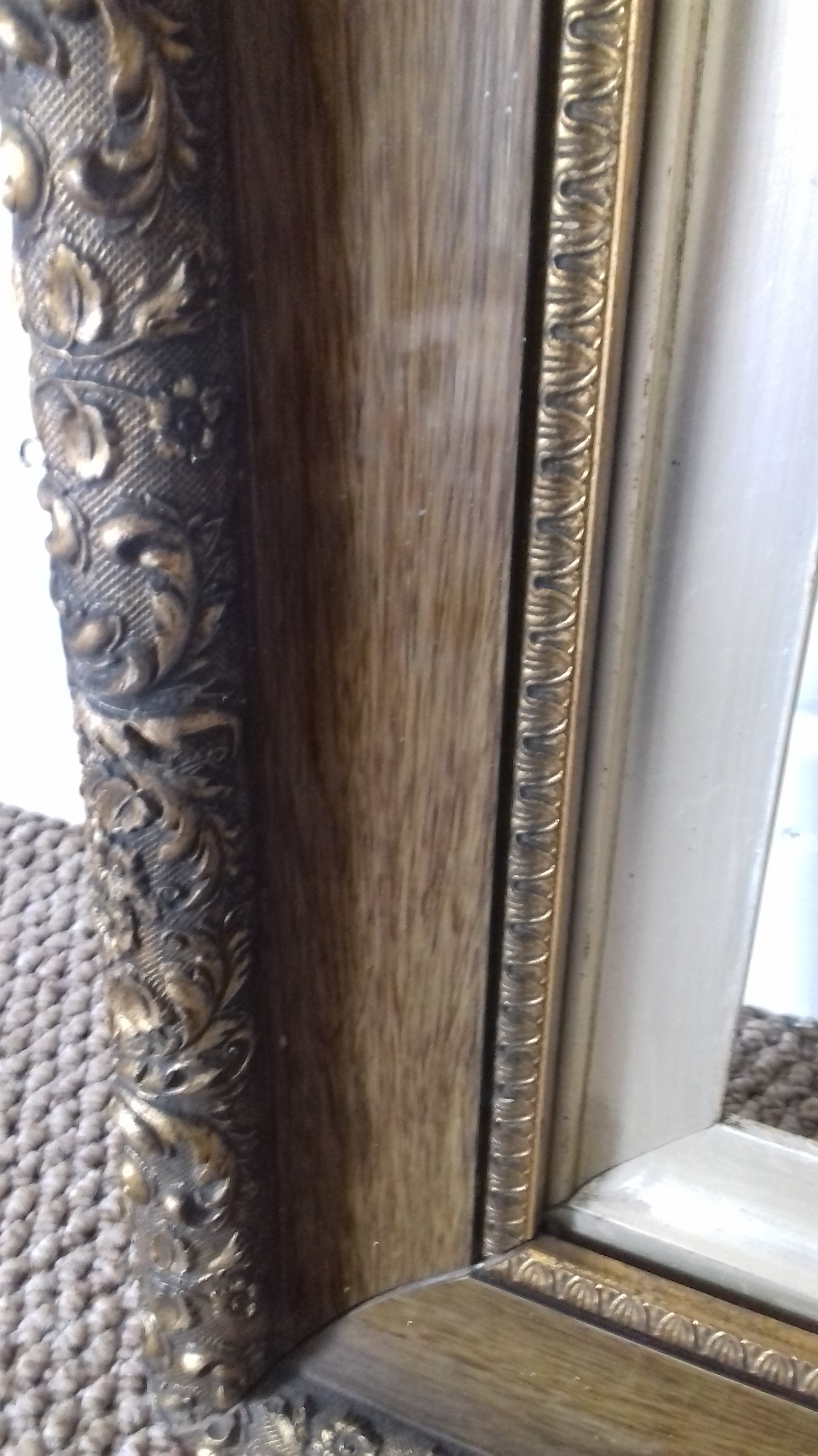 How best to clean this picture frame? Antiques Board