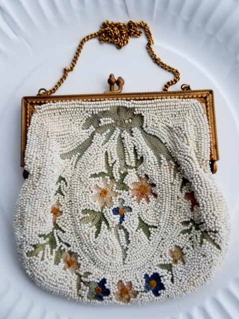 French purse white beaded (480x640).jpg