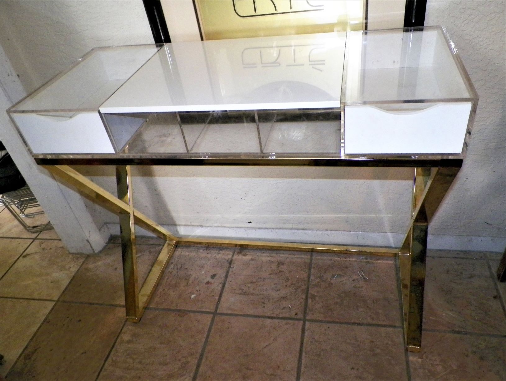 FURNITURE DRESSING TABLE LUCITE & GOLD 1AAA.JPG