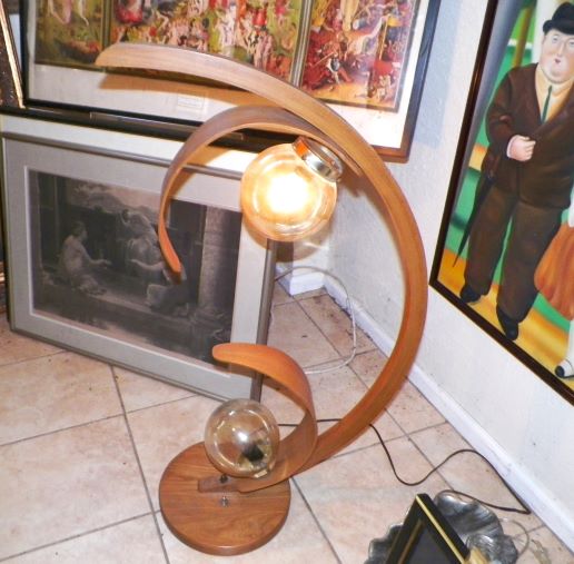 FURNITURE LAMP MID CENTURY LEAF LAMP 8BAA.JPG