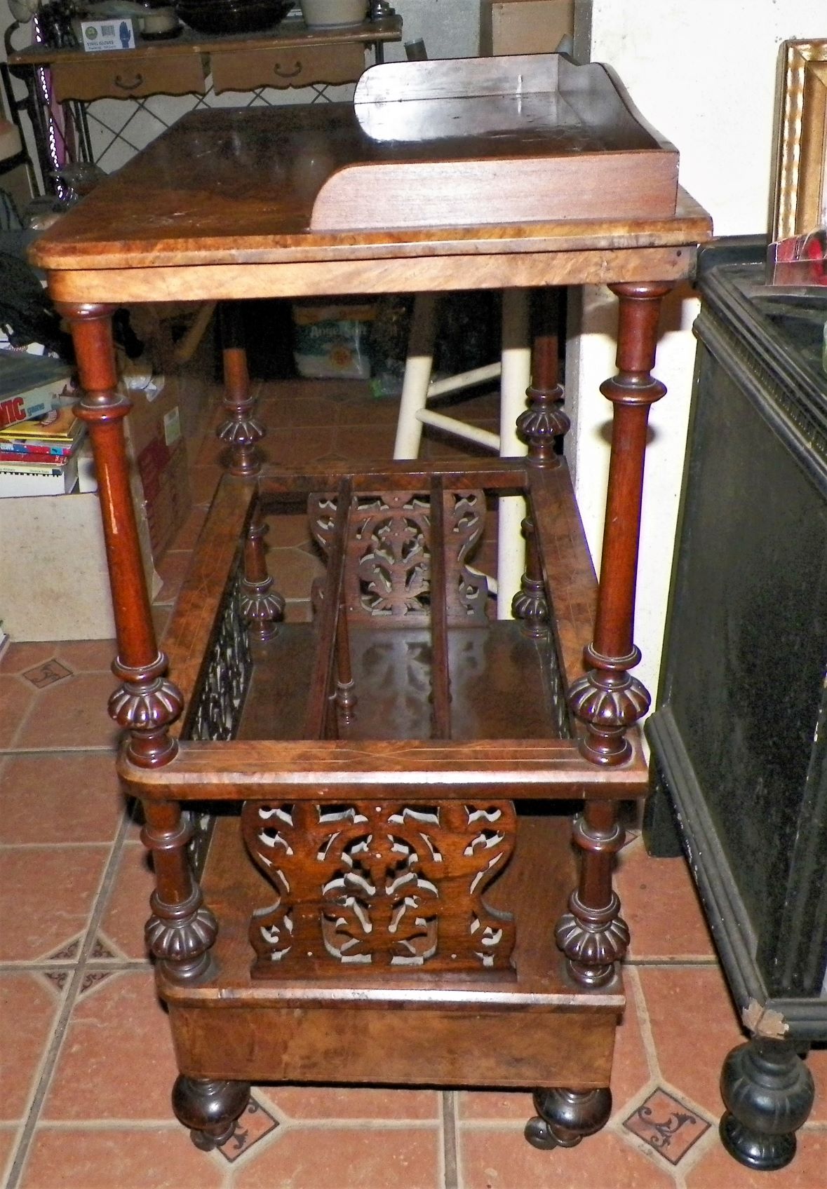 FURNITURE MAFAZINE RACK TABLE 2AA.JPG