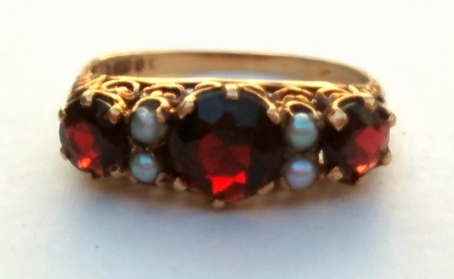 garnet pearl 9k ring (640x393).jpg