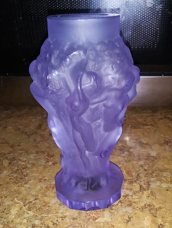 GLASS VASE PURPLE NUDES 1AA.jpg