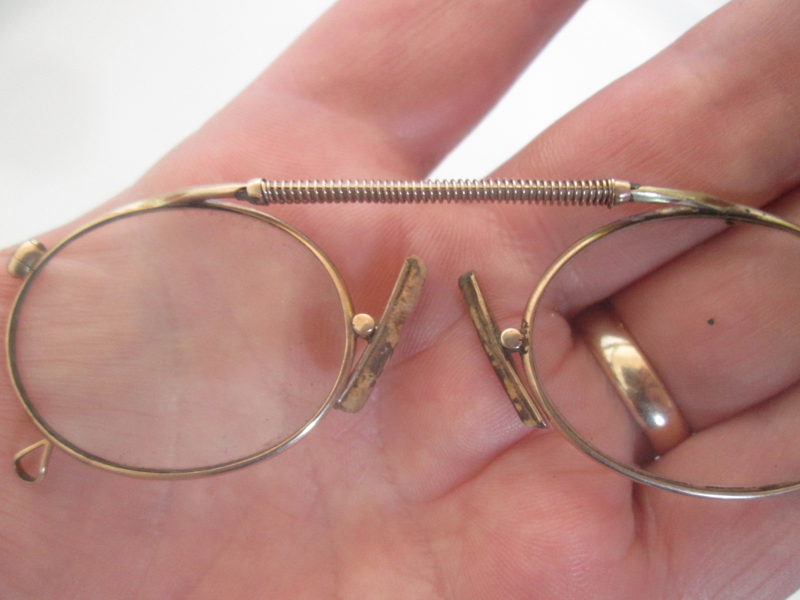 9ct antique spectacles Antiques Board