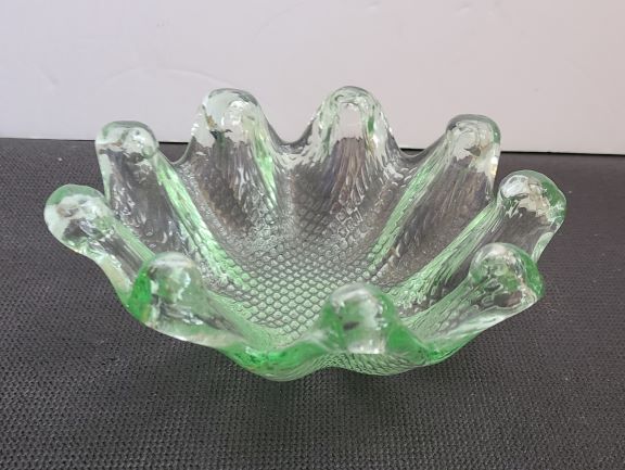 green finger bowl.jpg