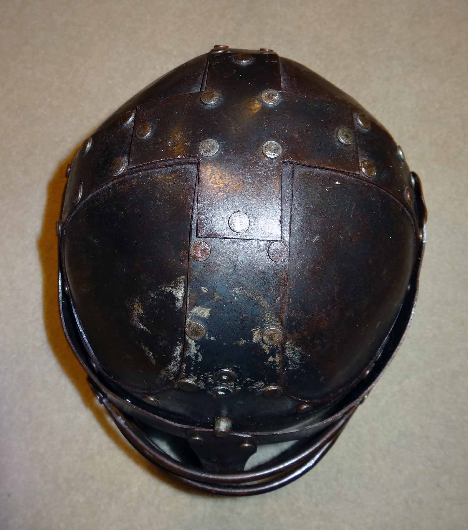 Helmet 5.jpg