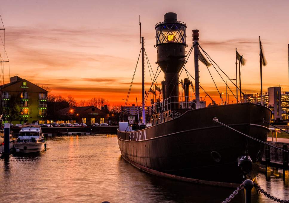 hull-marina-marina-20130406-0055-edit-c-neil-holmes-photography.jpg