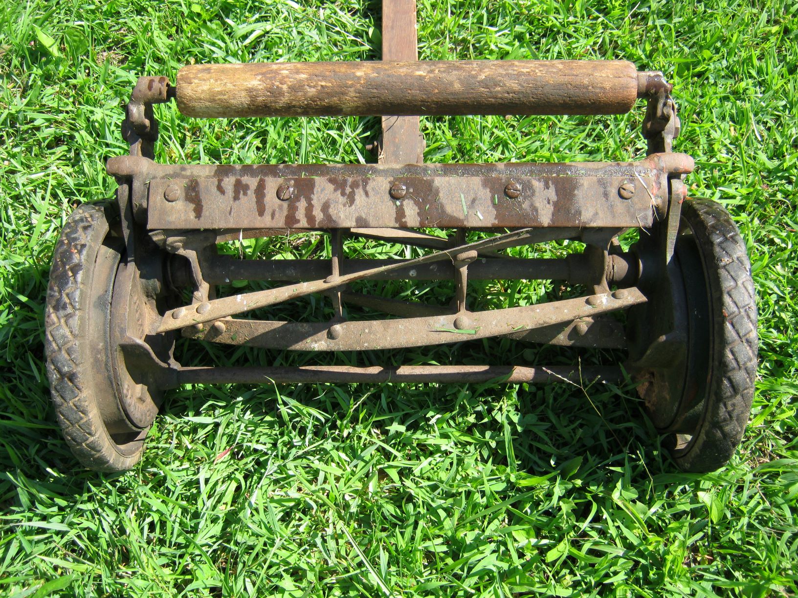 Montgomery Wards, Mclane's powered reel mower