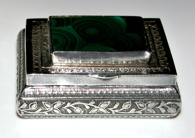 indiansilverboxrajasthani-2.jpg