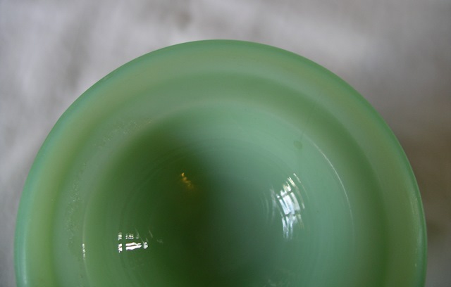 Jadeite Glass edge color.jpg