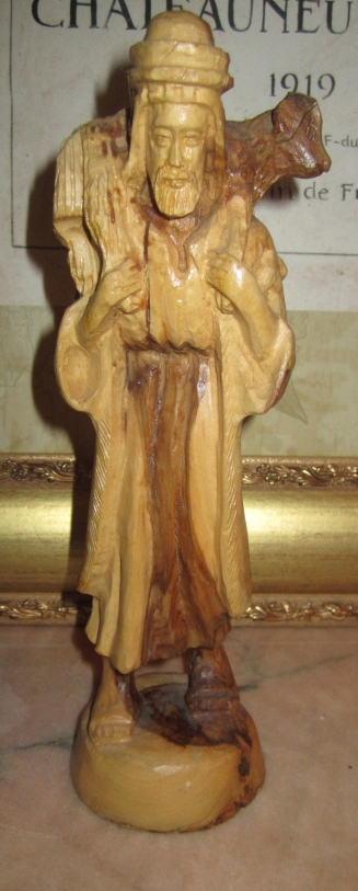 JesusWoodStatue1sm.jpg