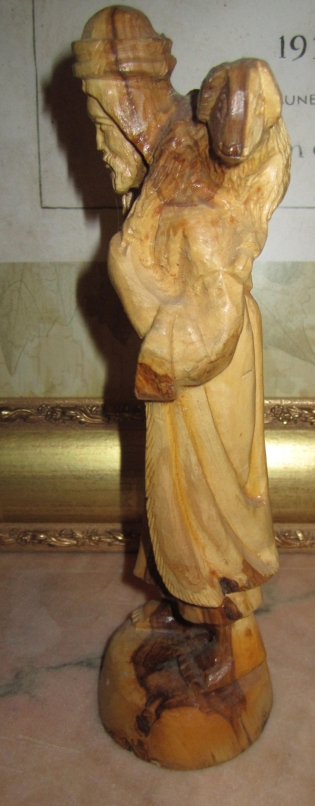 JesusWoodStatue2sm.jpg