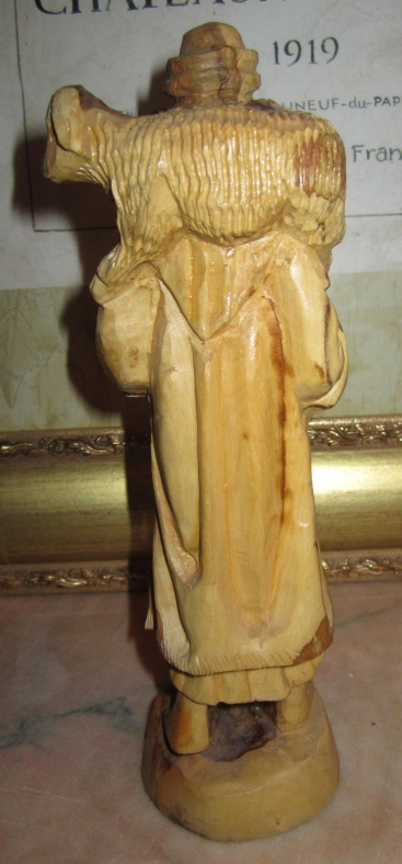 JesusWoodStatue4sm.jpg