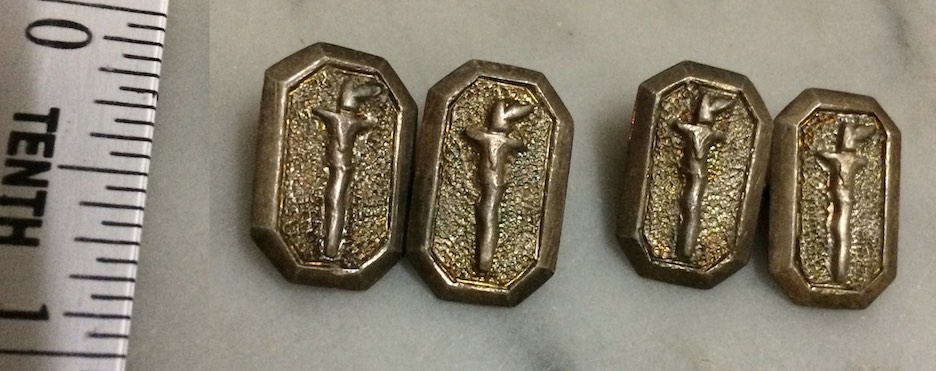 keris cufflinks size.jpg