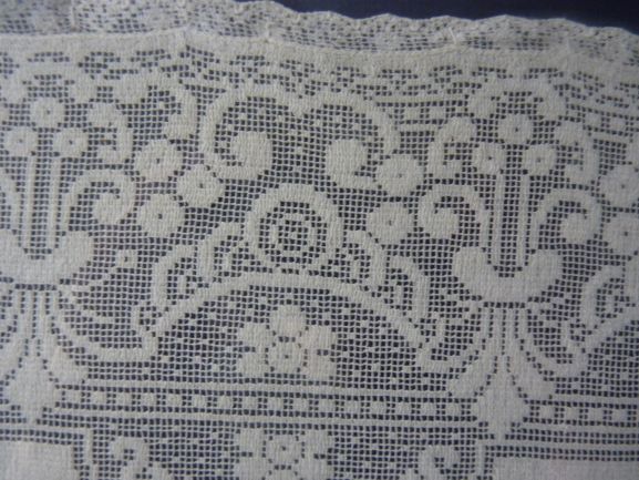 Lace detail 3.JPG