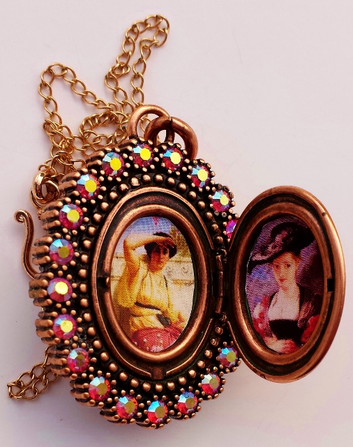 locket rose gold back (506x640).jpg