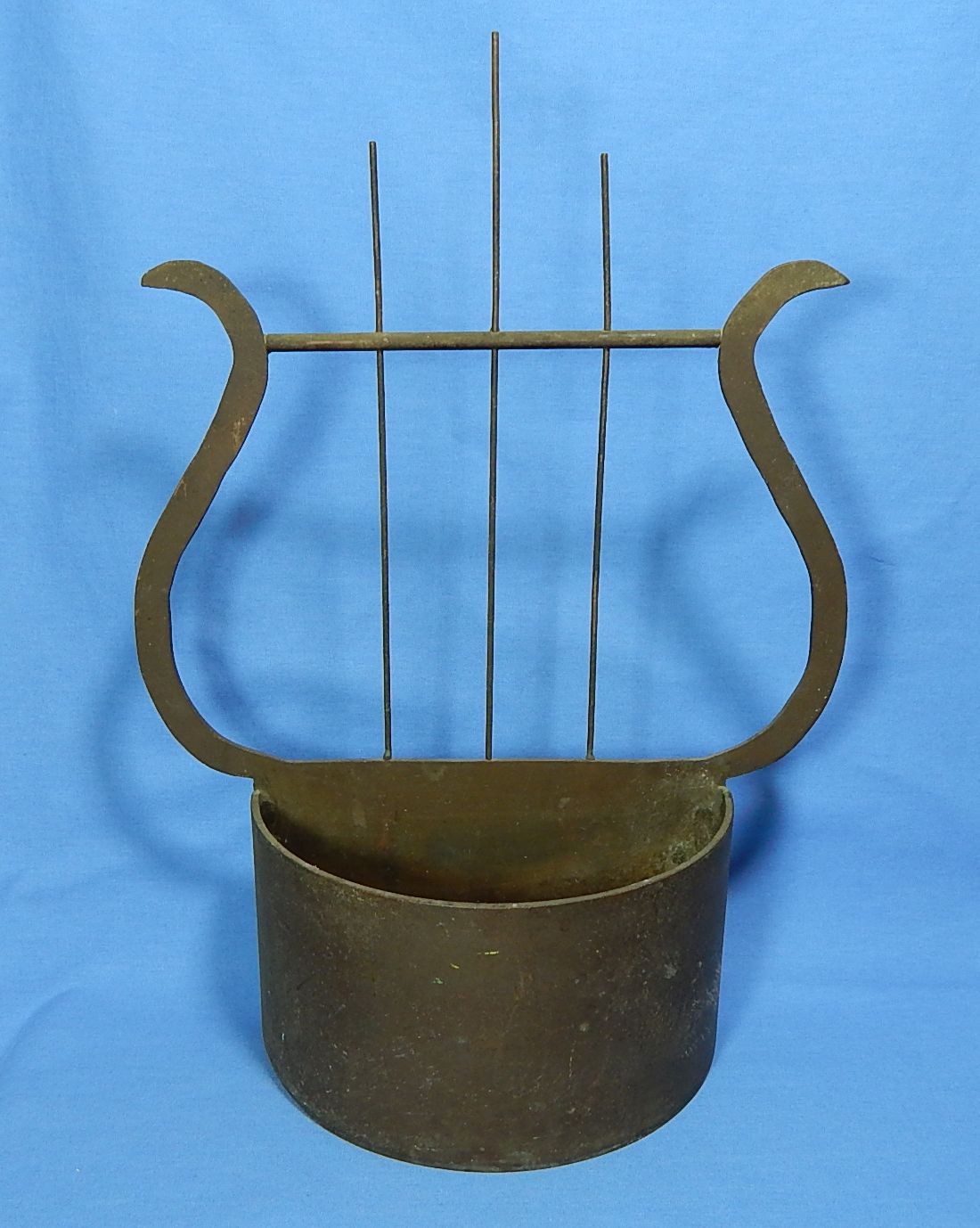 lyre1.JPG