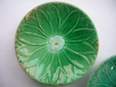 Majolica butter pat.jpg