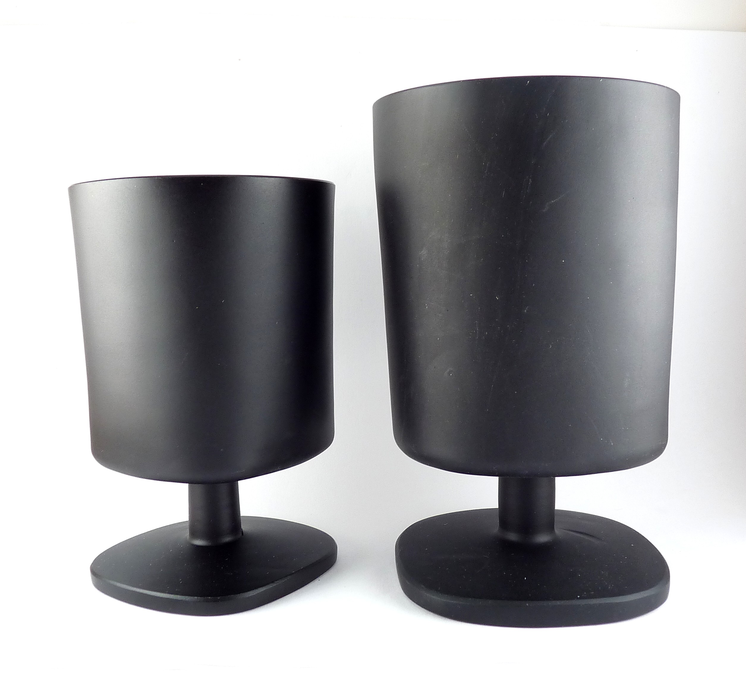 Matte_Black_goblets_1.jpg