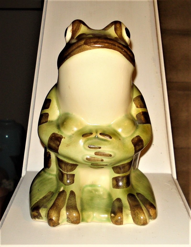 mccoy brush mccoy standing frog pic1.jpg