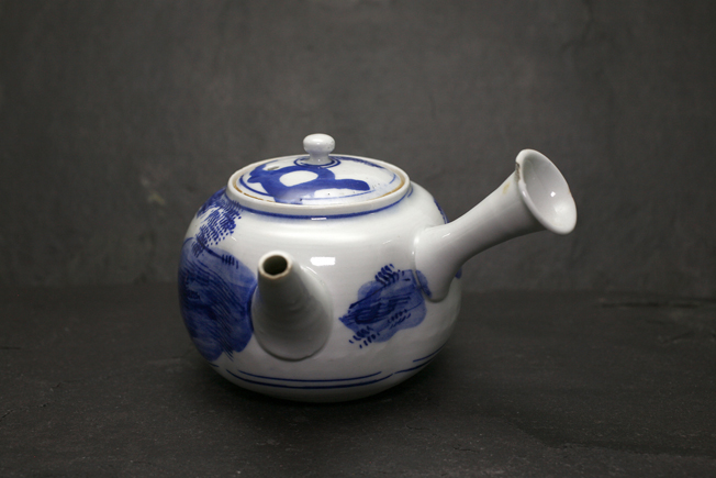 meiji-teapot-6.jpg