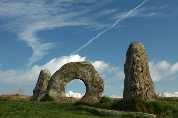 men-an-tol-low.jpg