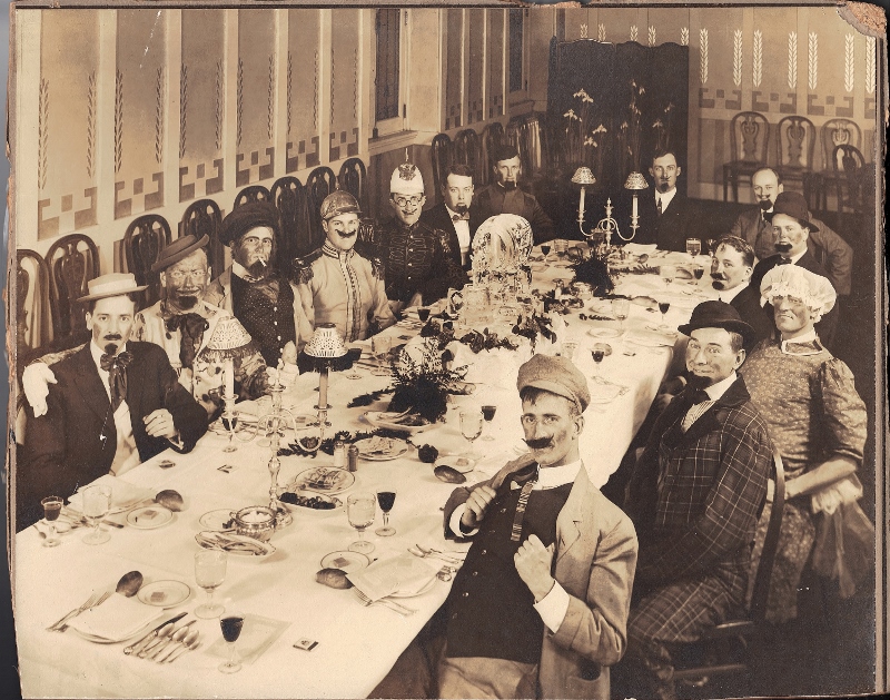 Men at Dinner (800x629).jpg