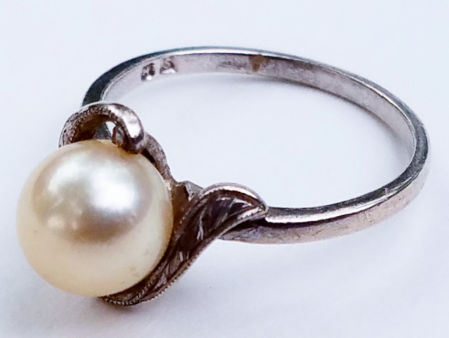 Mikimoto ring.jpg