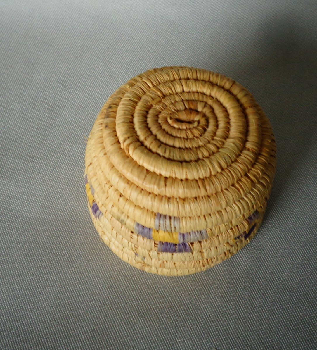 miniature indian basket 006.JPG