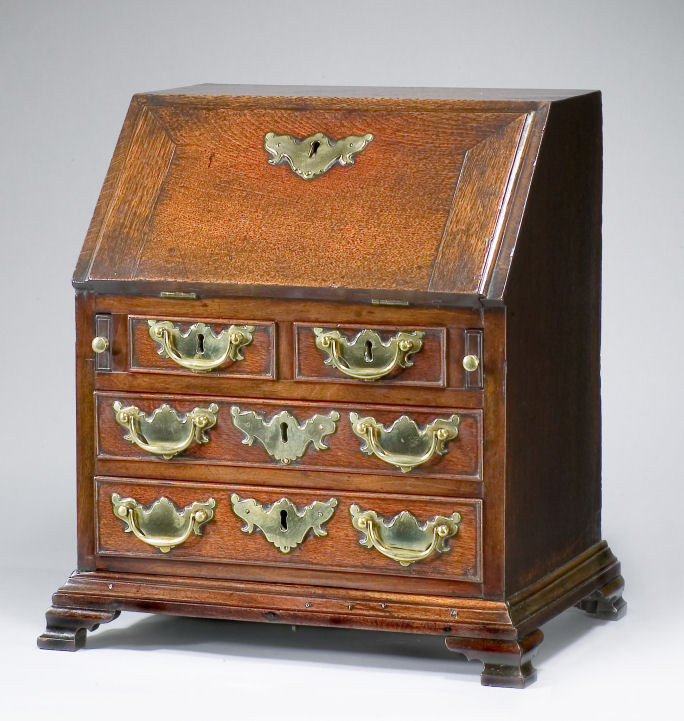 miniature-oak-bureau-18th-century-antique-1744_1_1744.jpg