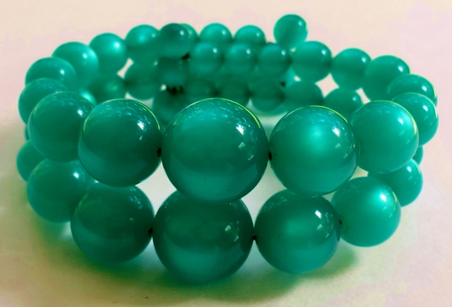 Moonglow emerald green.jpg