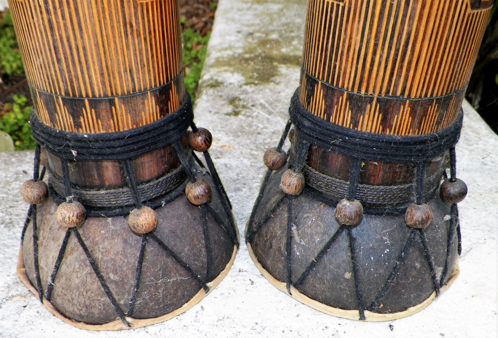 MUSIC DRUM AFRICAN PAIR CARVED WOOD 4AA.JPG